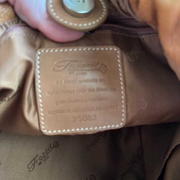 Fossil Leather Keyper Hobo Shoulder Bag - Picture 8 of 8